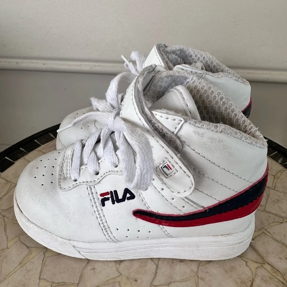 Fila boys toddler high top sneakers size 8